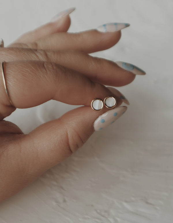 14k Mother of Pearl Stud Earrings