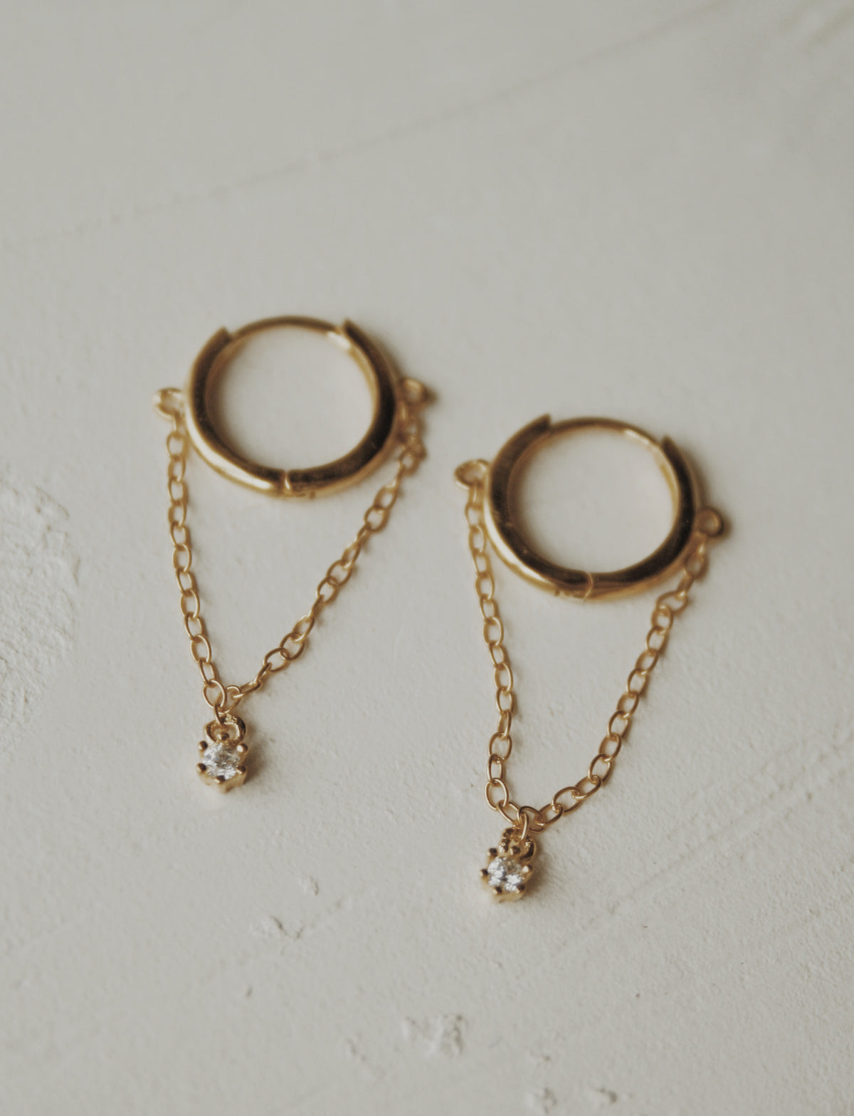 Atlas Huggie Hoops