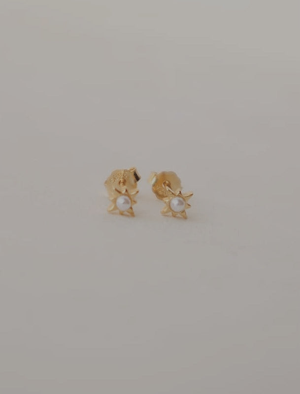 Tabitha Pearl Star Stud Earrings