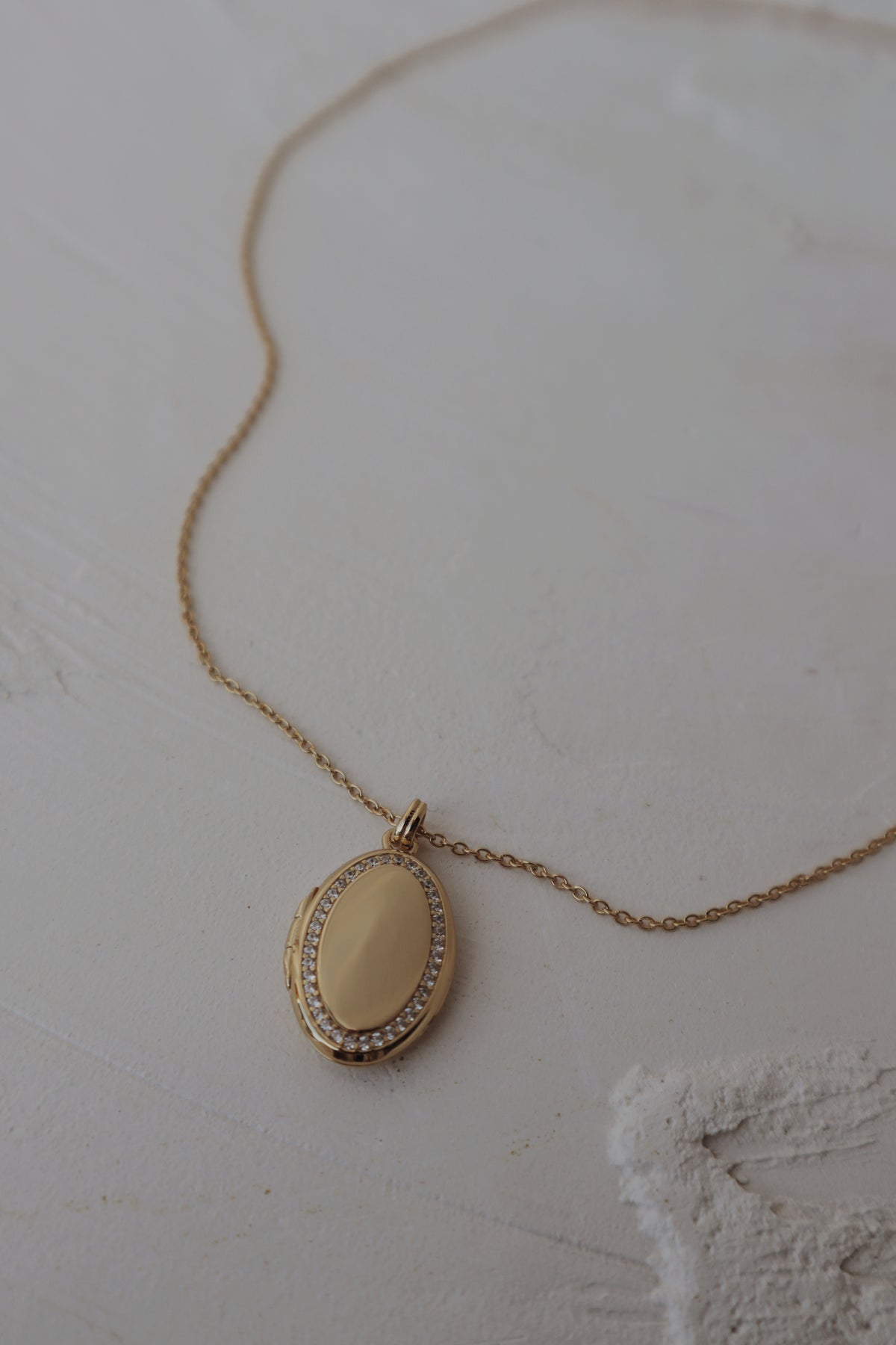 Esmè Locket Necklace - Vermeil