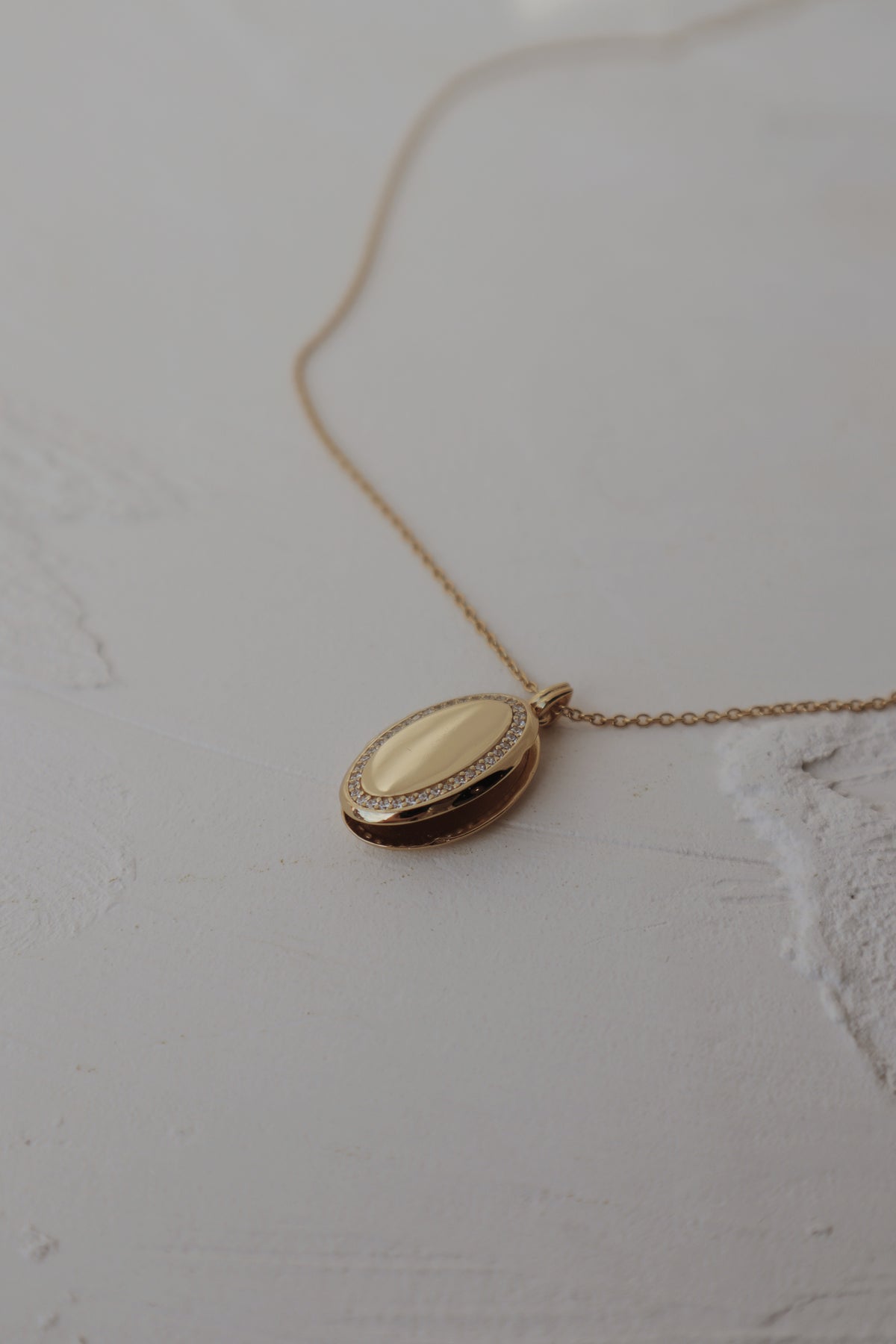 Esmè Locket Necklace - Vermeil
