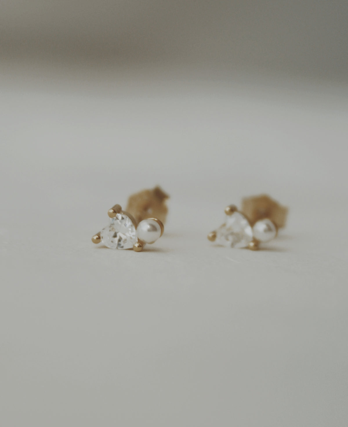 Lover Pearl and Crystal Stud Earrings