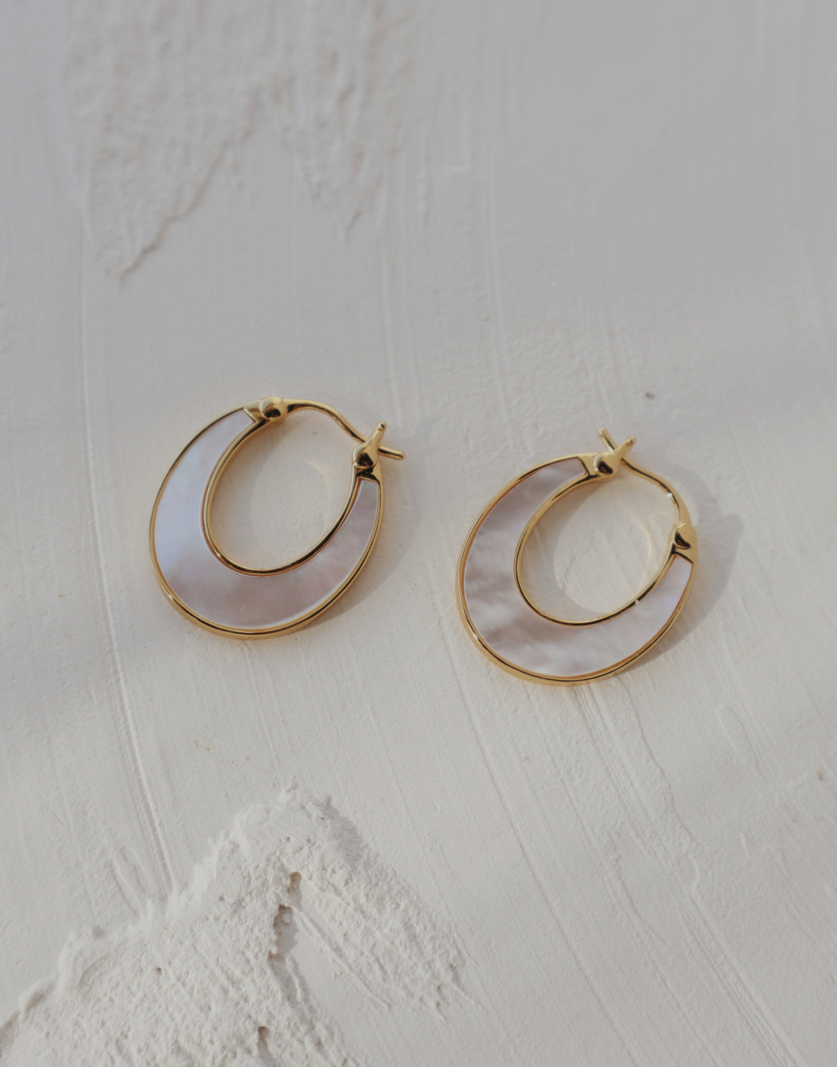 Mara Mother of Pearl Hoop Earrings - Vermeil