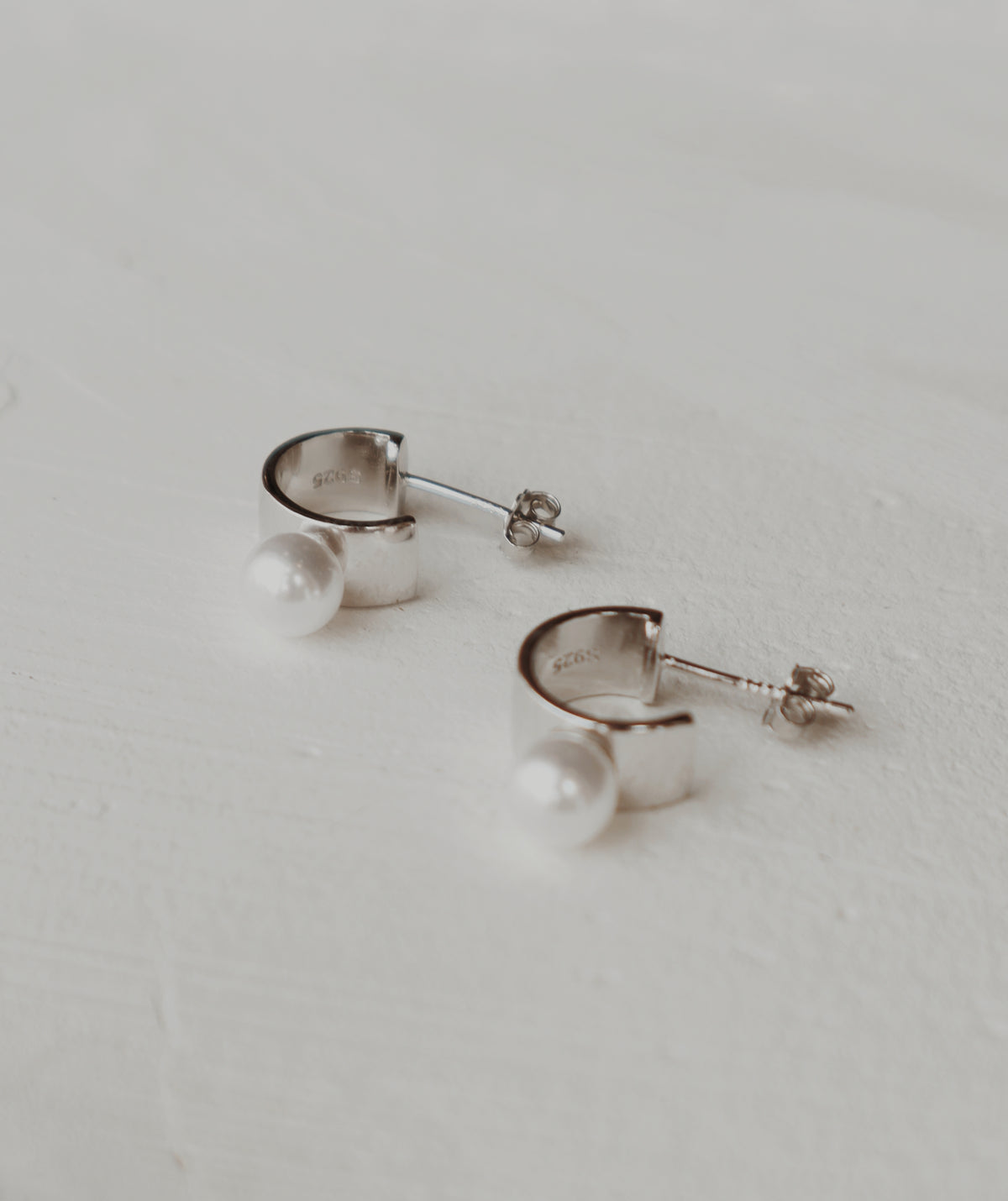 Ella Pearl Stud Earrings