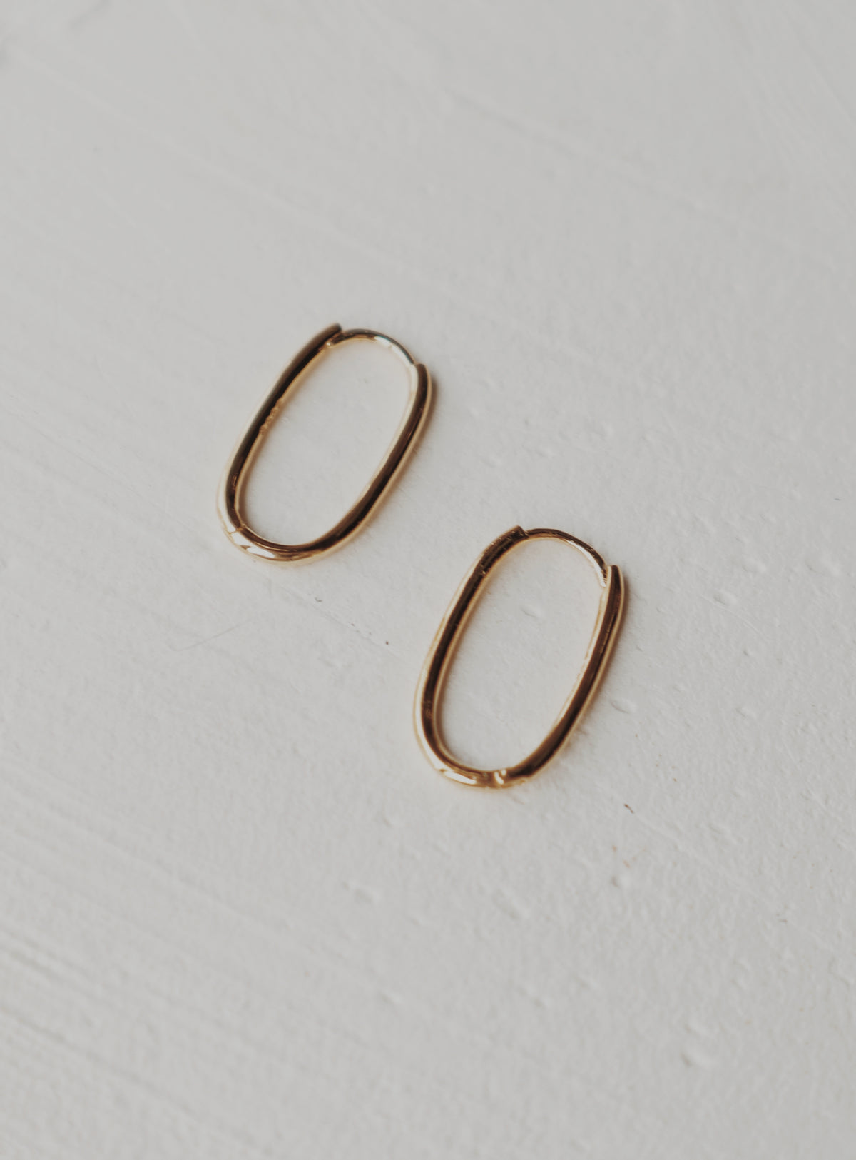 Large Aster Huggie Hoops