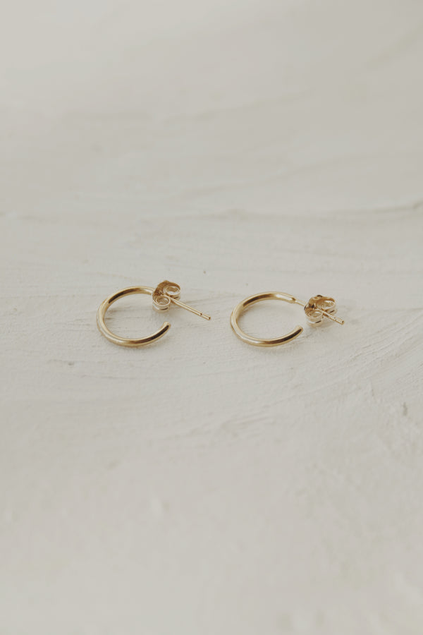 Rhys Hoop Earrings- Gold Filled