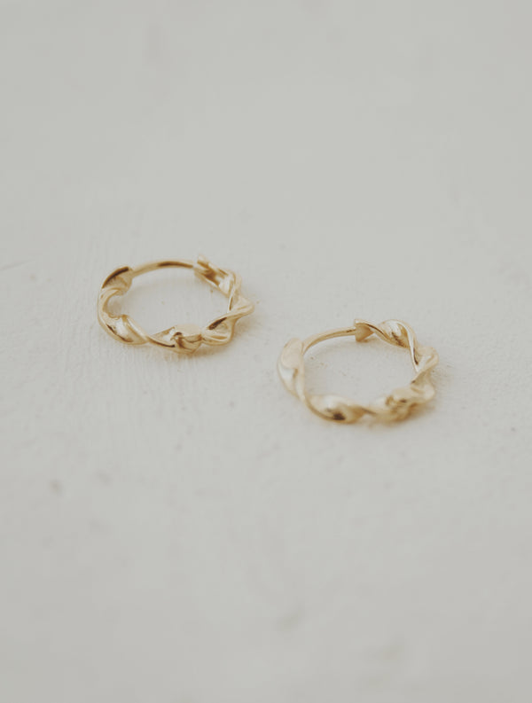 Dainty Twist Huggie Hoops