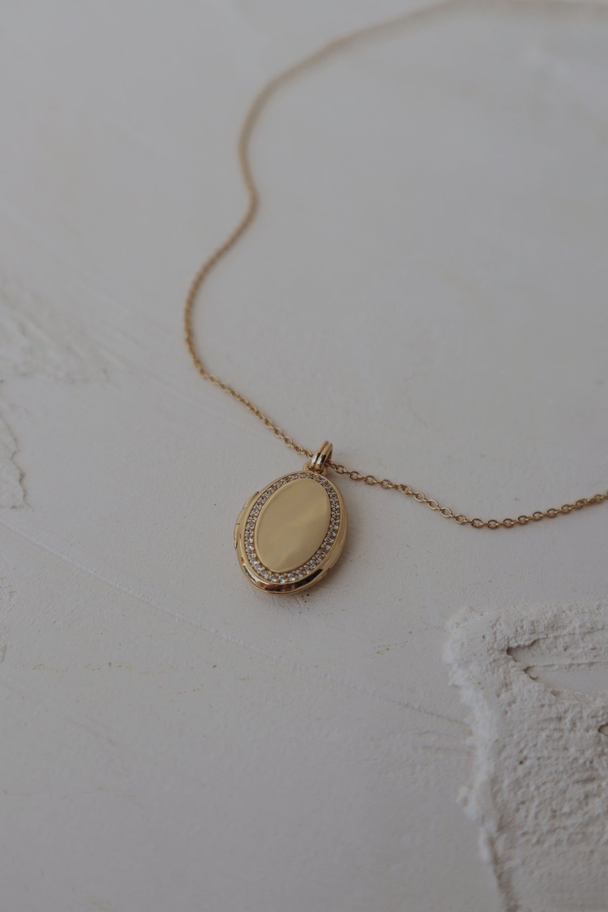 Esmè Locket Necklace - Vermeil