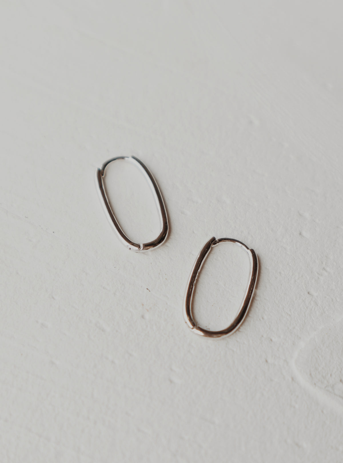 Large Aster Huggie Hoops