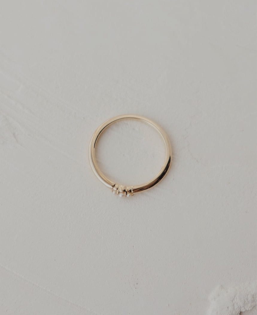 10k Bella Pearl Ring