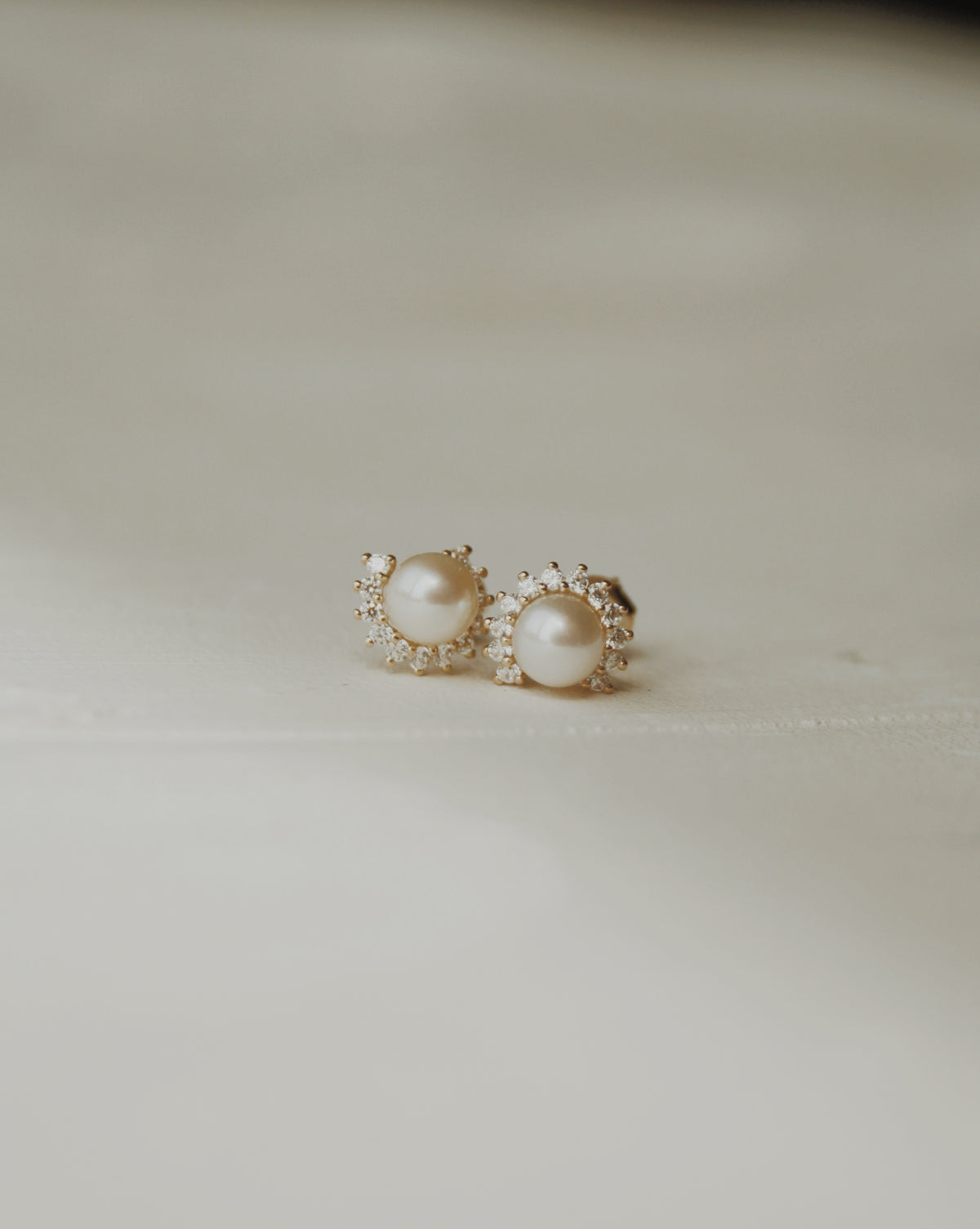 10k Vow Pearl Stud Earrings