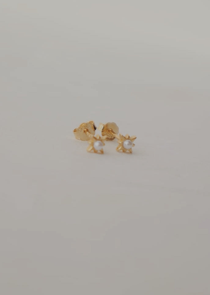 Tabitha Pearl Star Stud Earrings