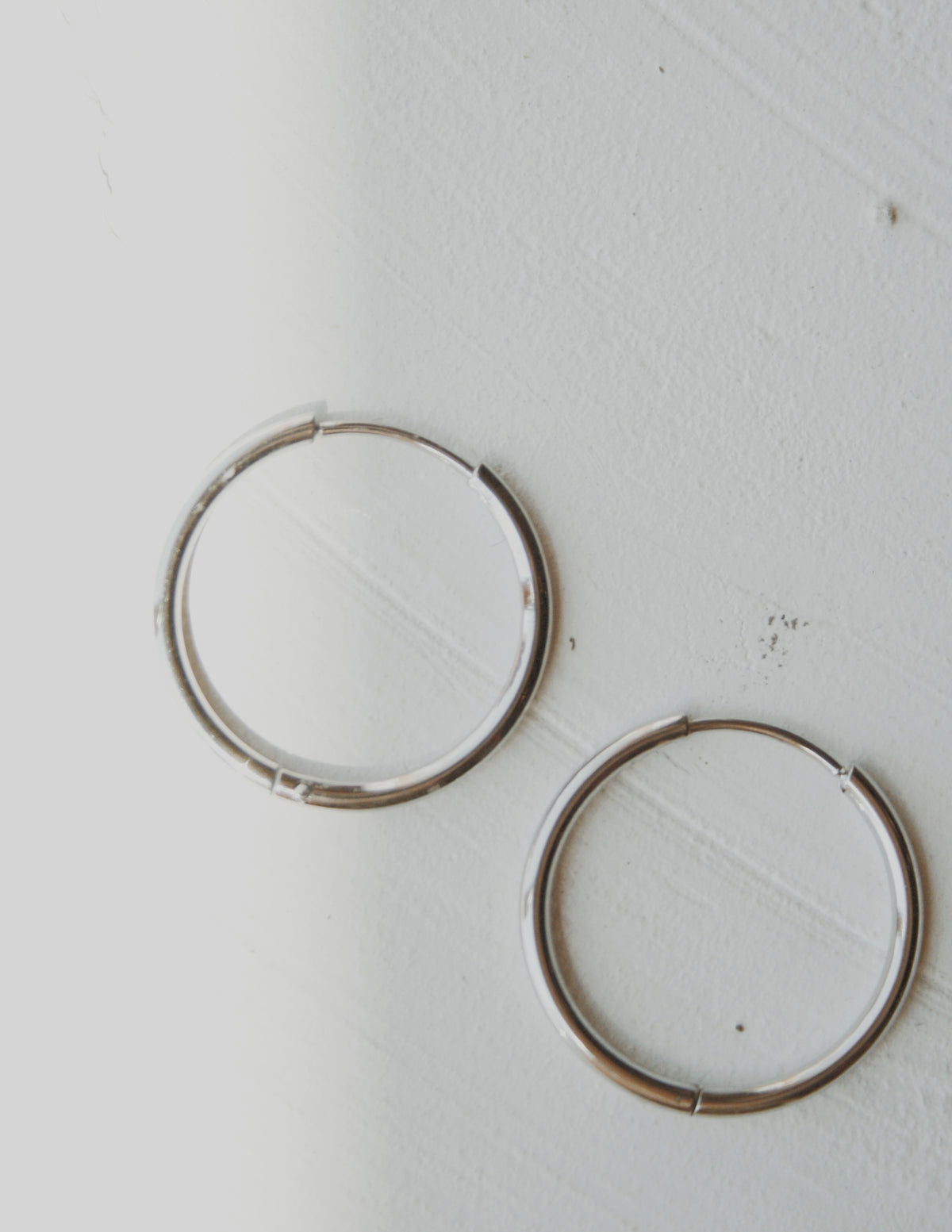 All Summer Long Huggie Hoop Earrings - Silver