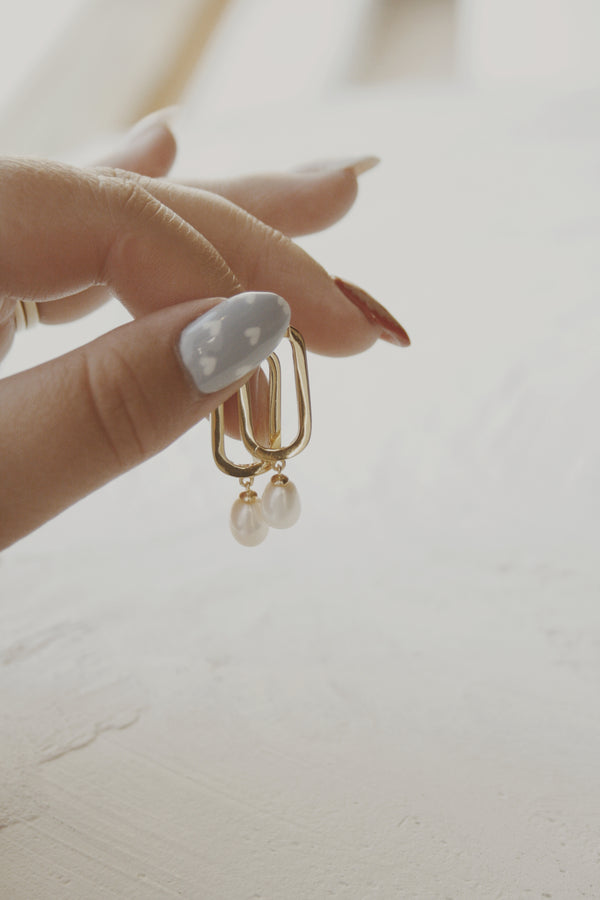 Cossette Pearl Hoop Earrings- Vermeil