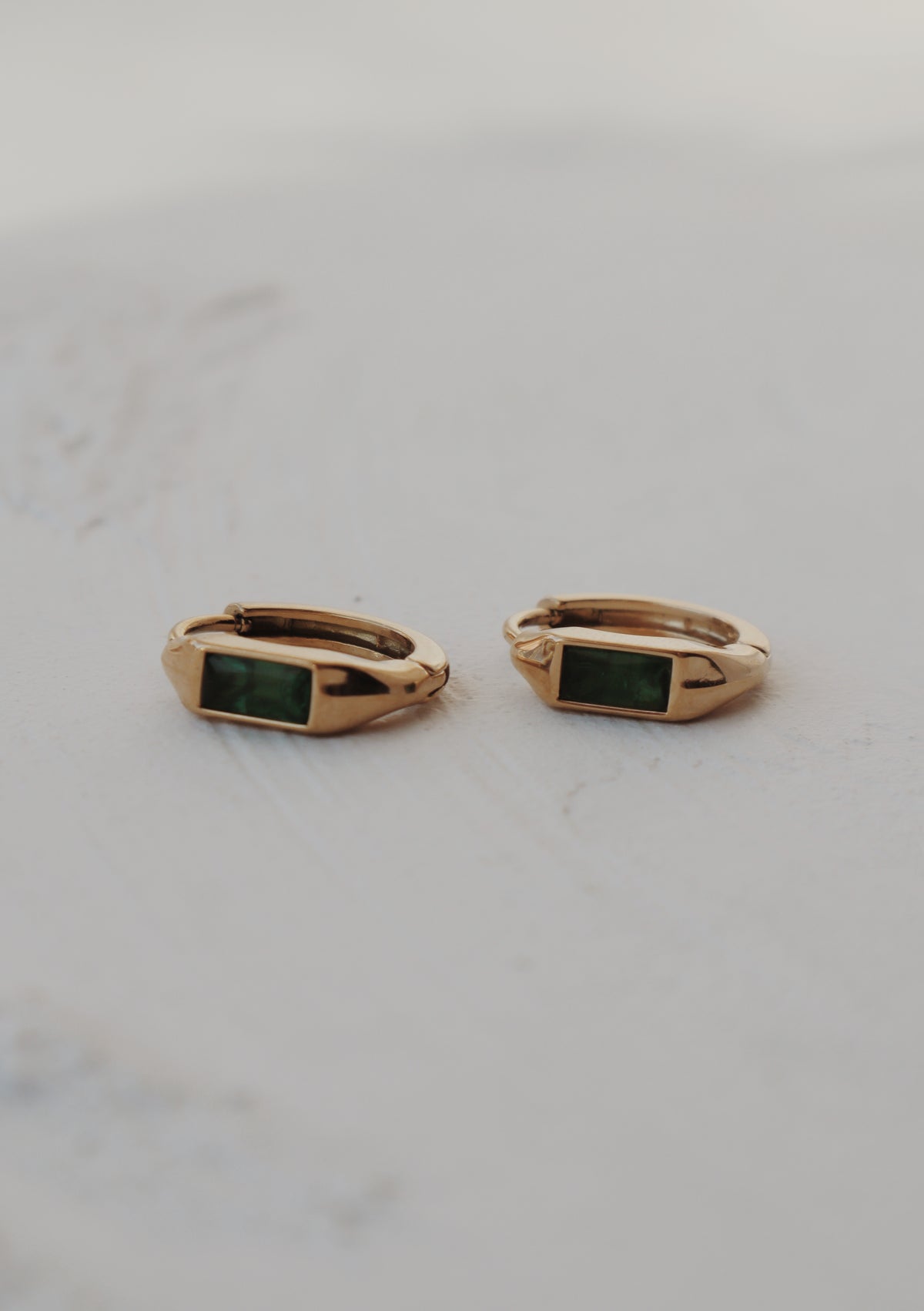 Everest Emerald Huggie Hoops