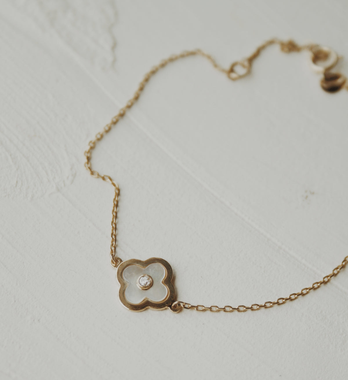10k Mother of Pearl Clover Bracelet