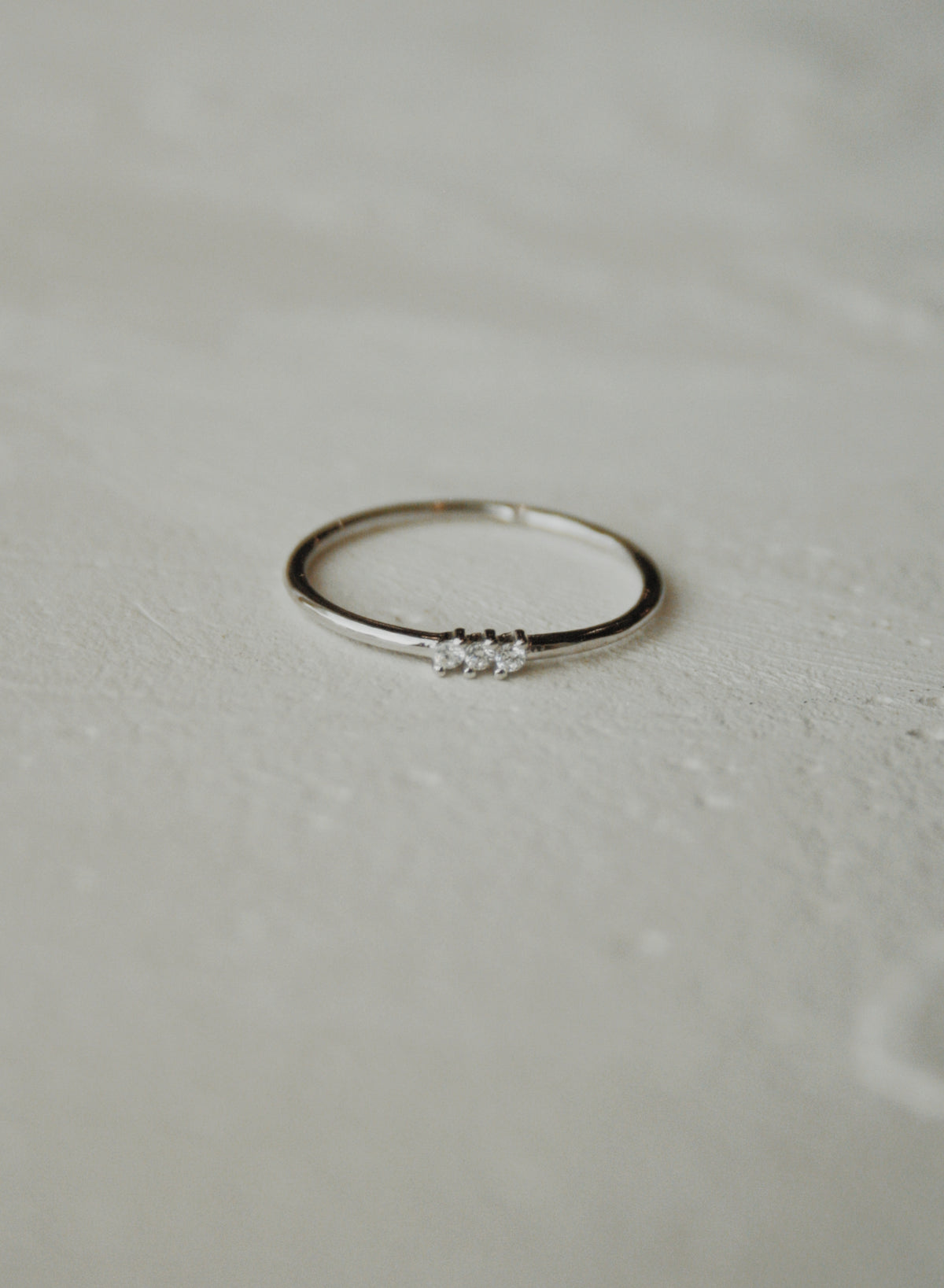 3 Dots Ring