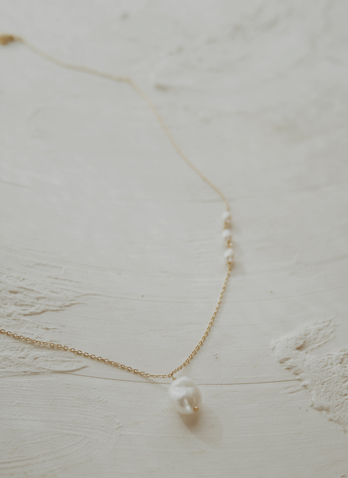 Genevieve Asymmetrical Pearl Necklace- Vermeil