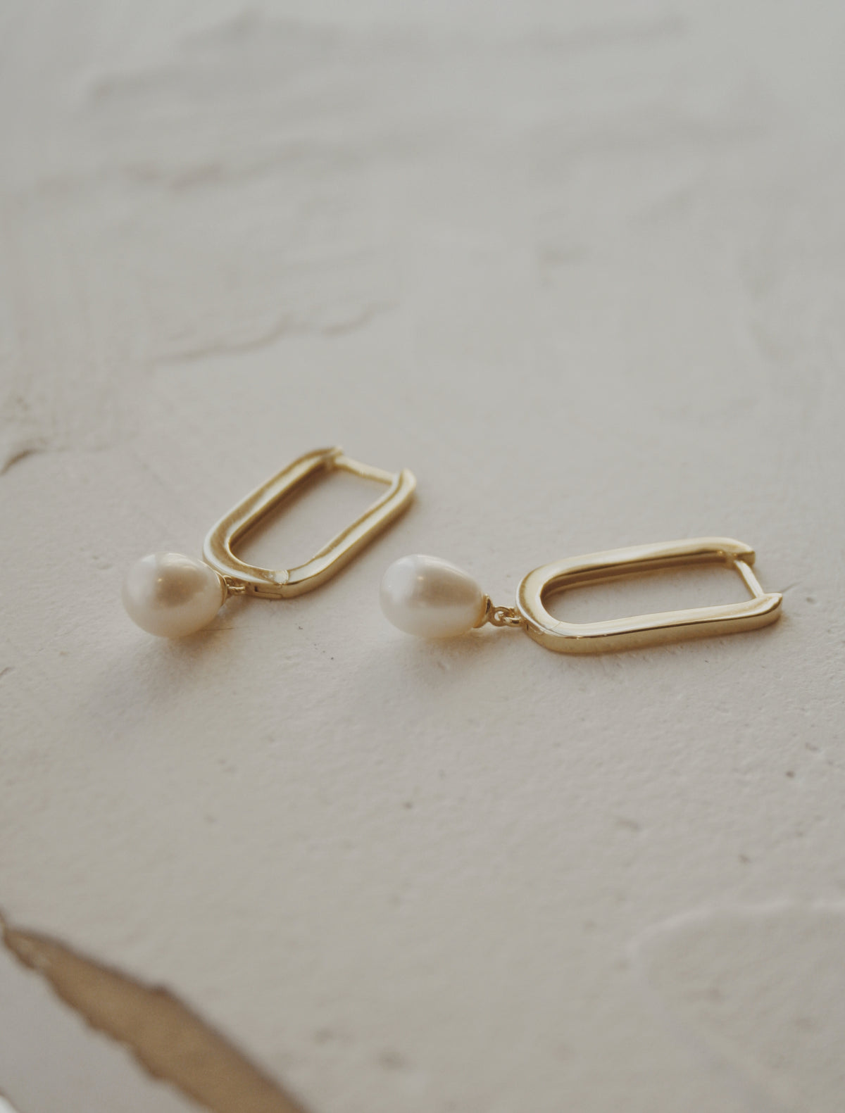 Cossette Pearl Hoop Earrings- Vermeil