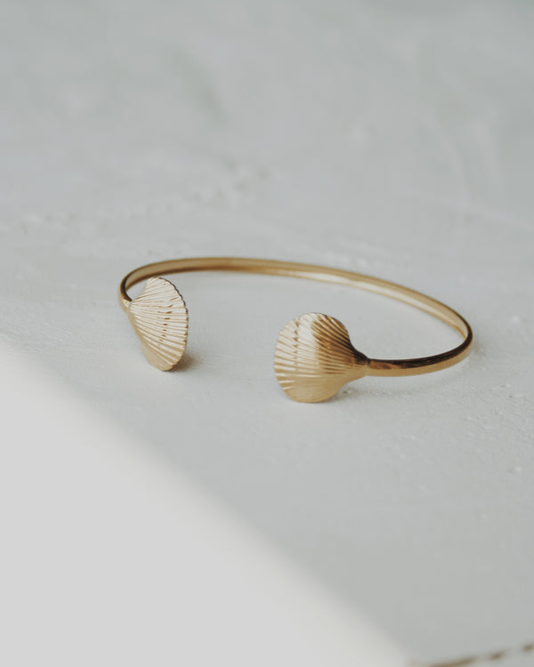 Shelly Mini Bangle Bracelet