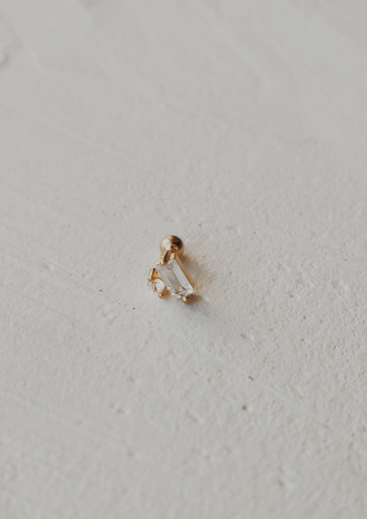 Analise Baguette Cartilage Stud