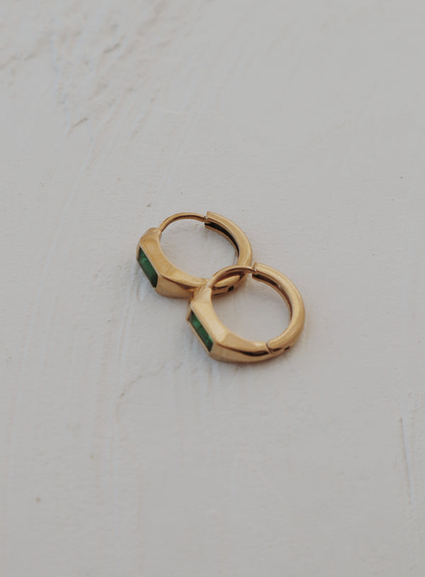 Everest Emerald Huggie Hoops