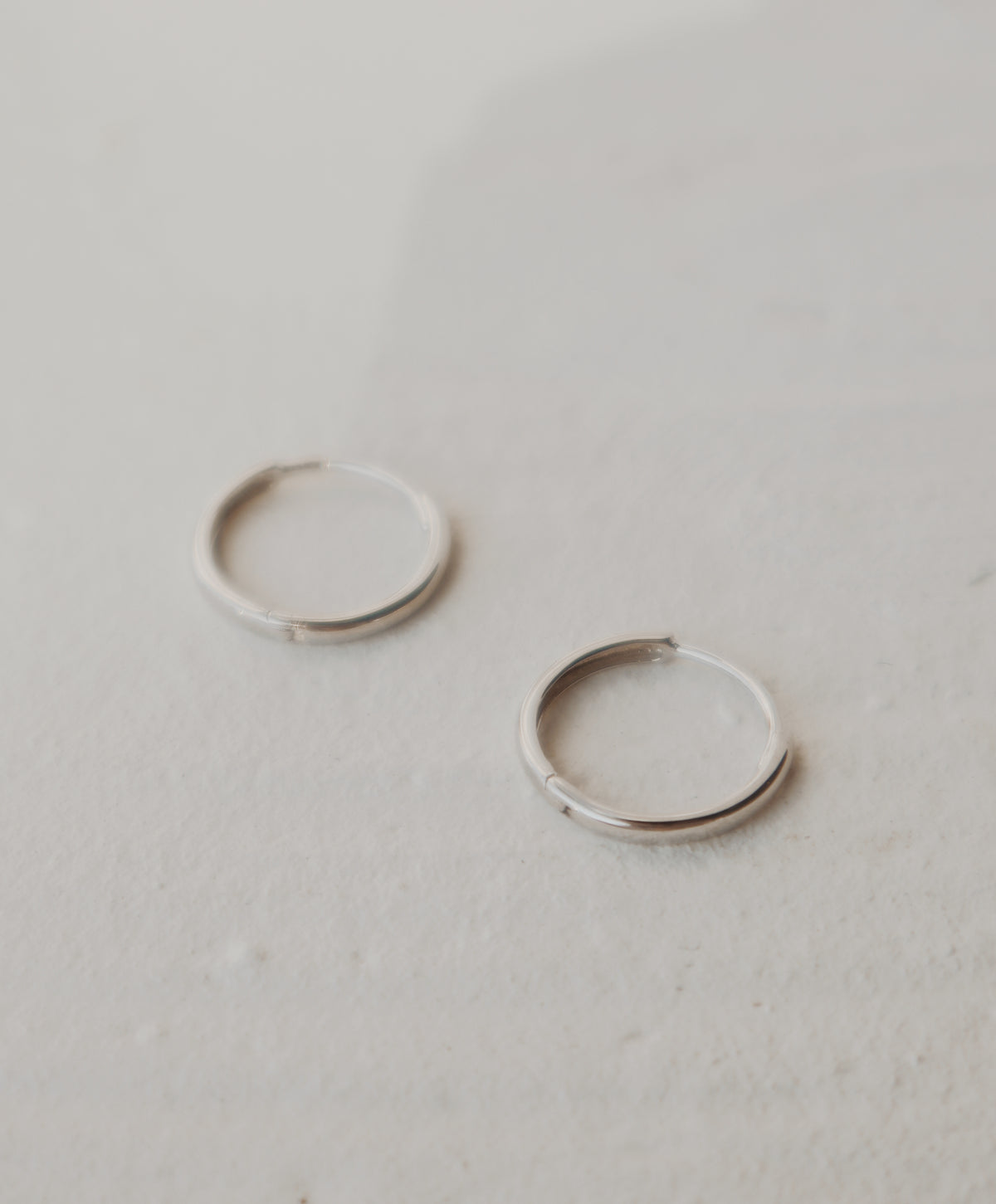 10k White Gold Clarissa Huggie Hoop Earrings