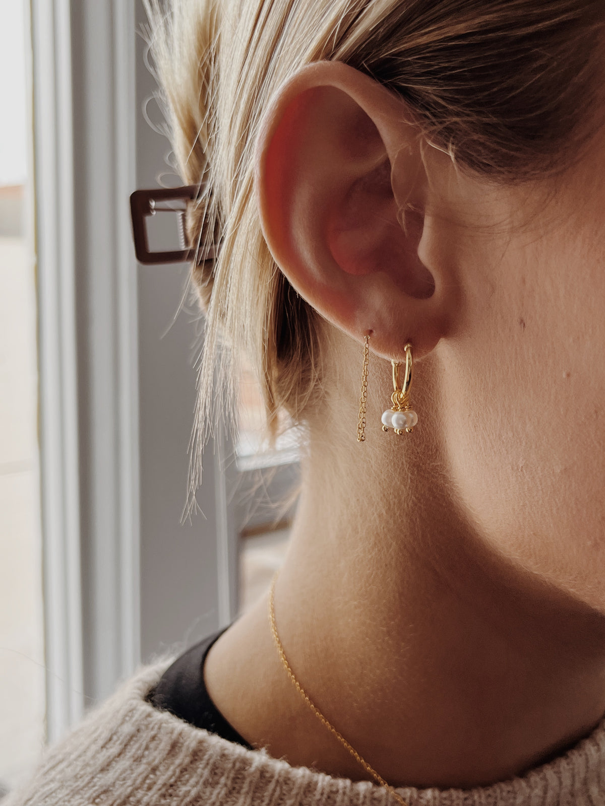 Pearly Hoop Earrings